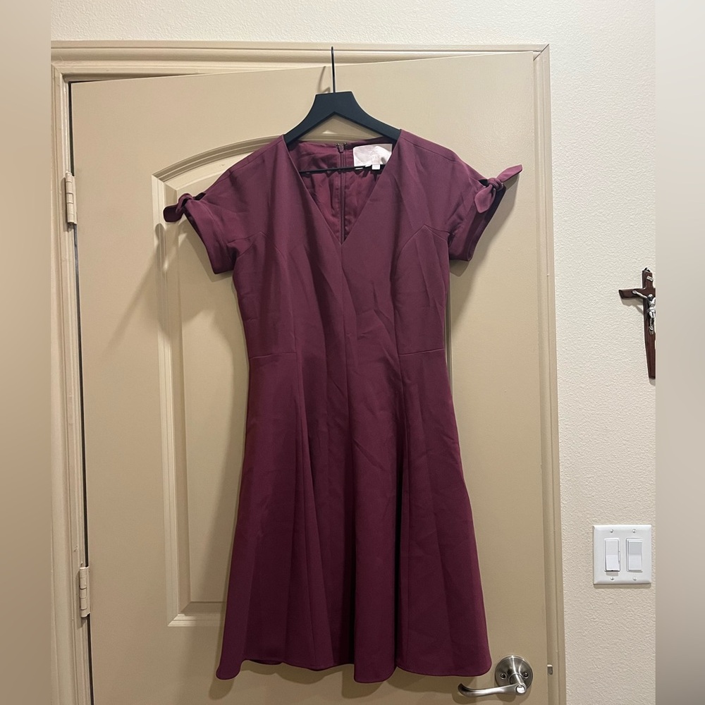 Gal meets glam Serena in burgundy